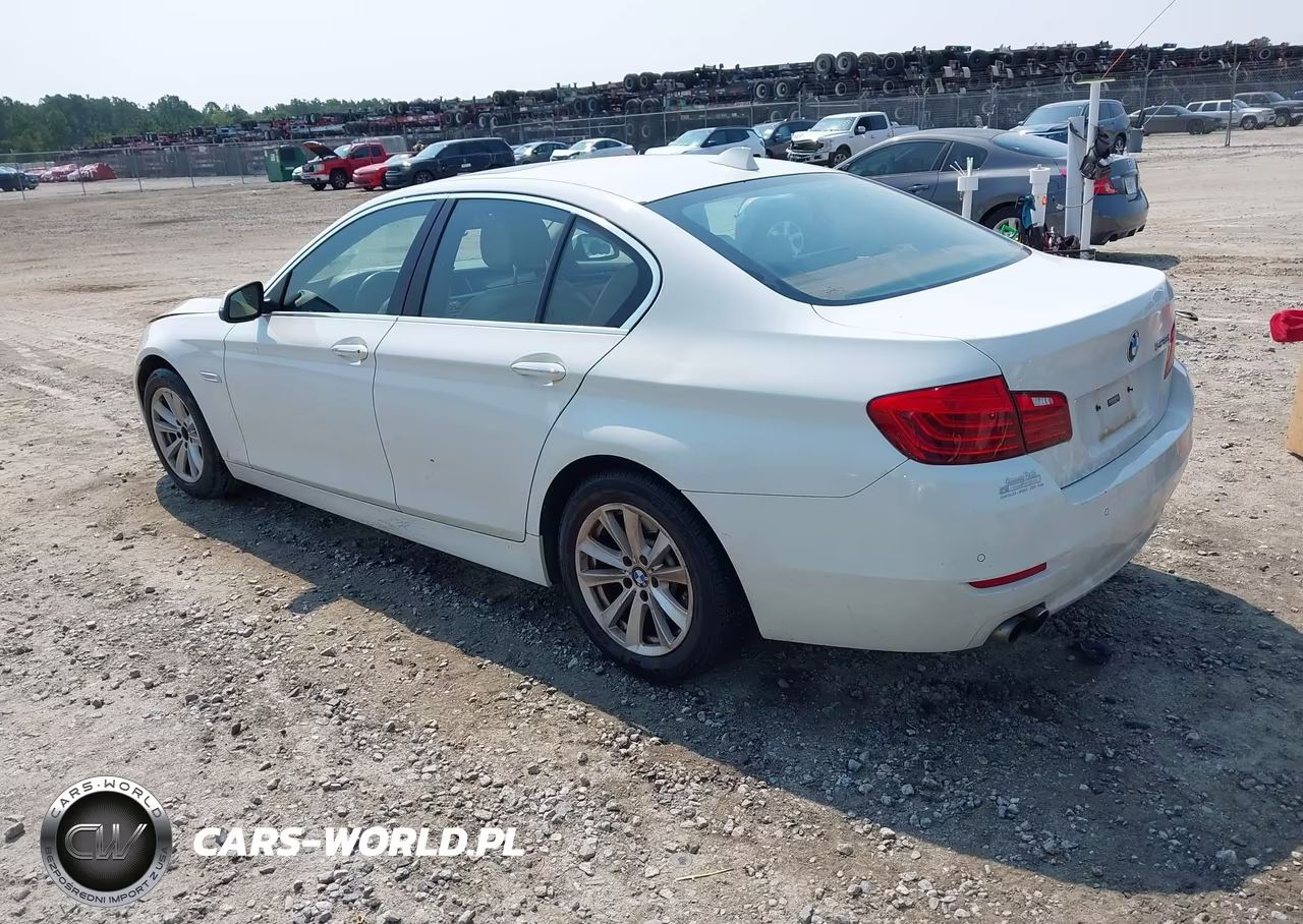 2016 BMW 528I VIN:WBA5A5C5XGG350659 - 3