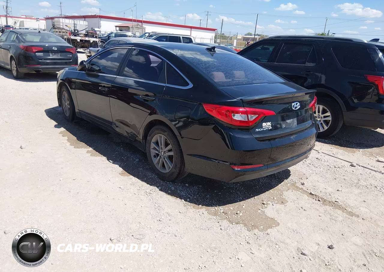 2015 Hyundai Sonata Se VIN:5NPE24AF5FH167816 - 3