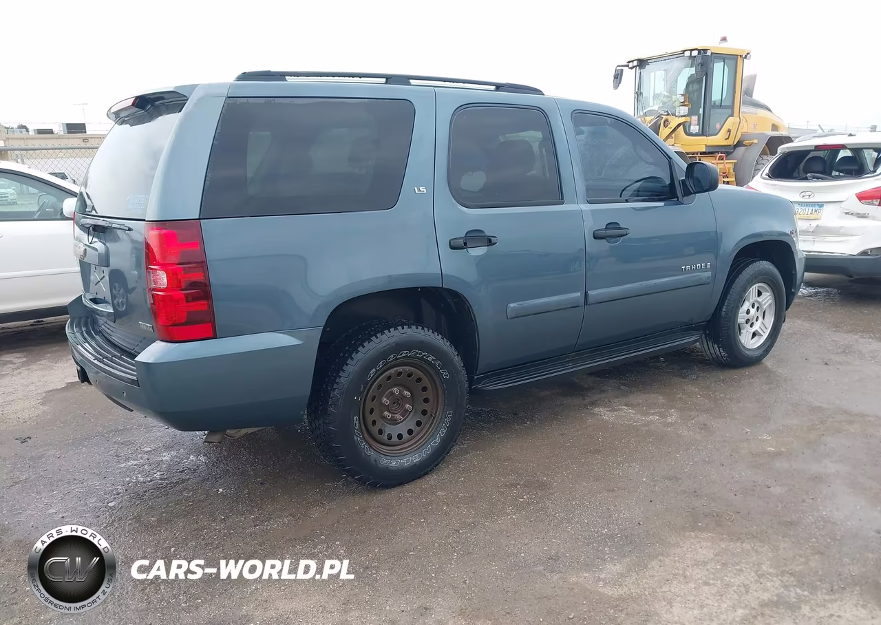 2008 Chevrolet Tahoe Ls VIN:1GNFC13008J106318 - 4