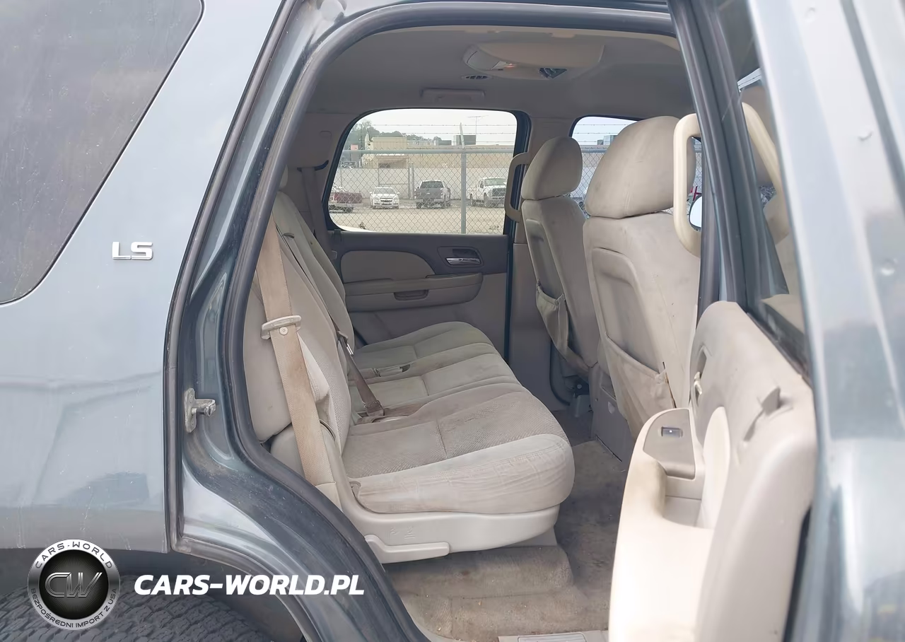 2008 Chevrolet Tahoe Ls VIN:1GNFC13008J106318 - 8