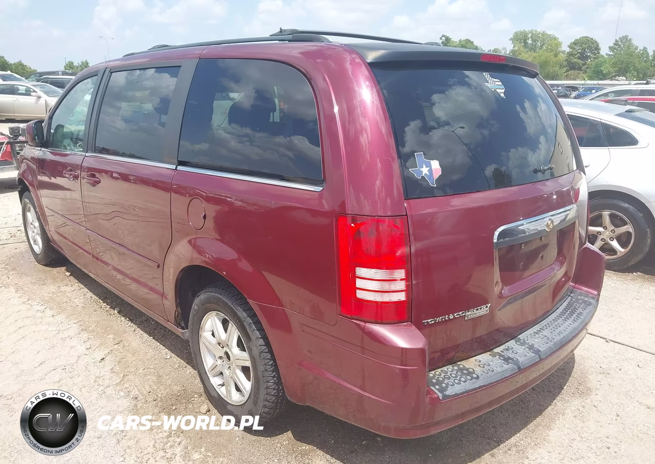 2008 Chrysler Town & Country Touring VIN:2A8HR54P48R791043 - 3
