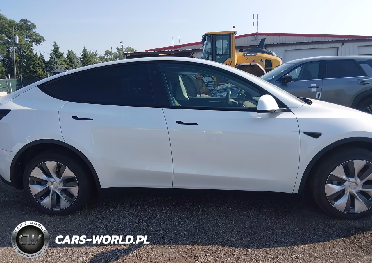 2023 Tesla Model Y Awd-Long Range Dual Motor All-Wheel Drive VIN:7SAYGDEE1PA124123 - 14
