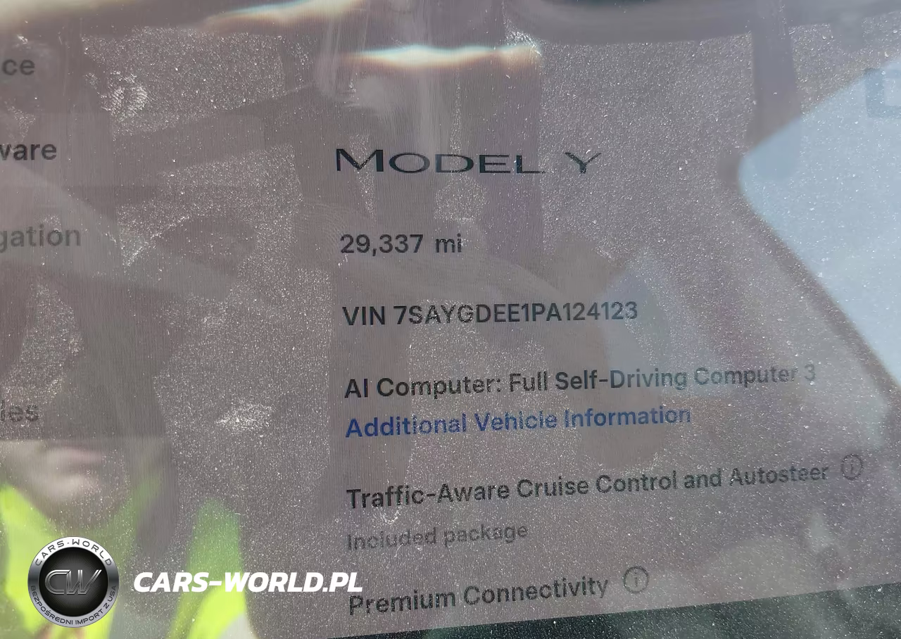 2023 Tesla Model Y Awd-Long Range Dual Motor All-Wheel Drive VIN:7SAYGDEE1PA124123 - 9