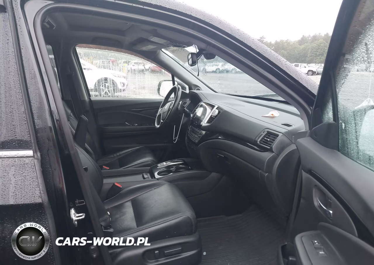 2017 Honda Pilot Elite VIN:5FNYF6H0XHB025946 - 5