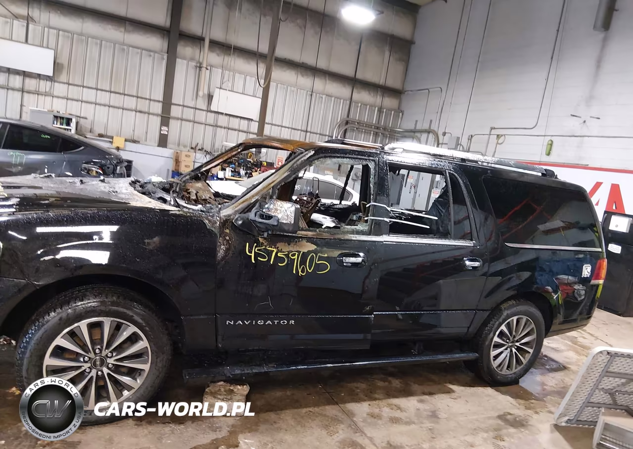 2017 Lincoln Navigator L Select VIN:5LMJJ3JT3HEL05754 - 13