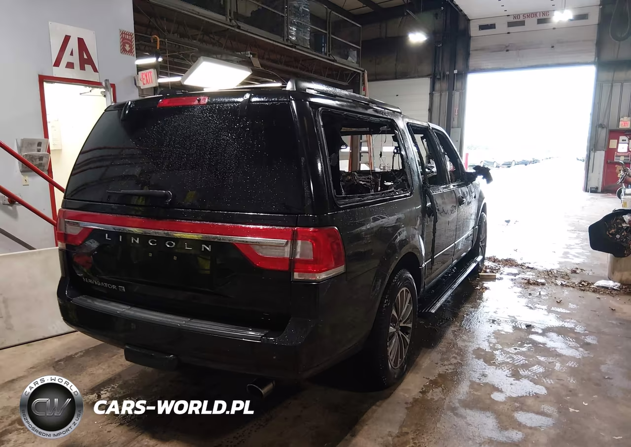 2017 Lincoln Navigator L Select VIN:5LMJJ3JT3HEL05754 - 4