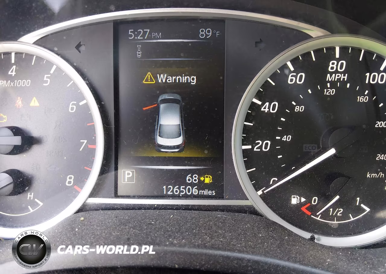 2018 Nissan Sentra S VIN:3N1AB7AP2JY330669 - 7