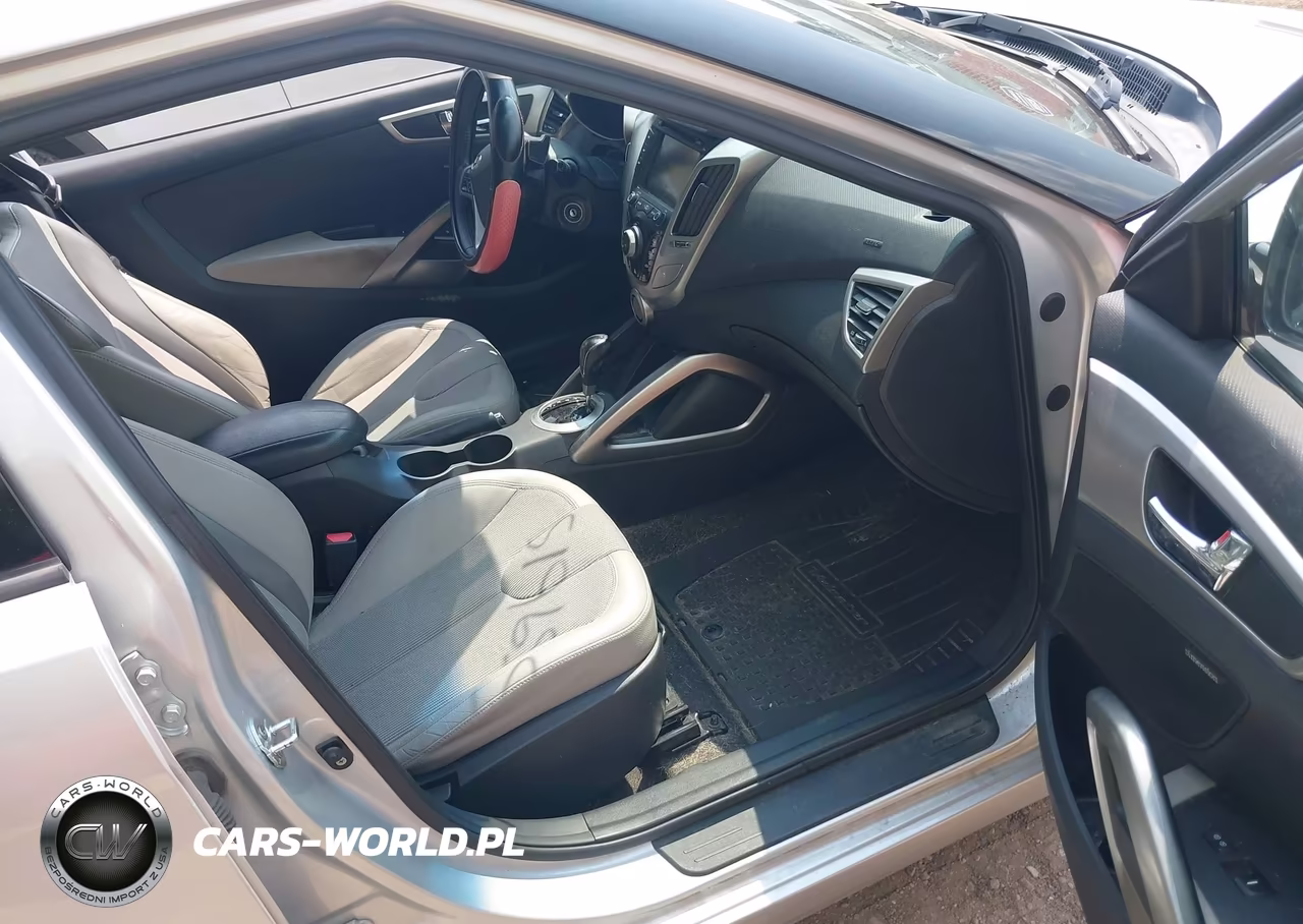 2012 Hyundai Veloster Base W-Gray VIN:KMHTC6AD1CU071239 - 5