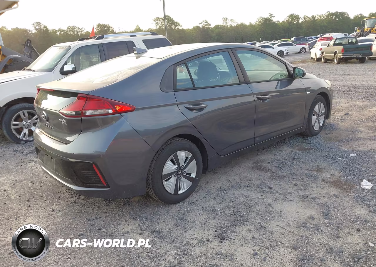 2018 Hyundai Ioniq Hybrid Blue VIN:KMHC65LC9JU076482 - 4