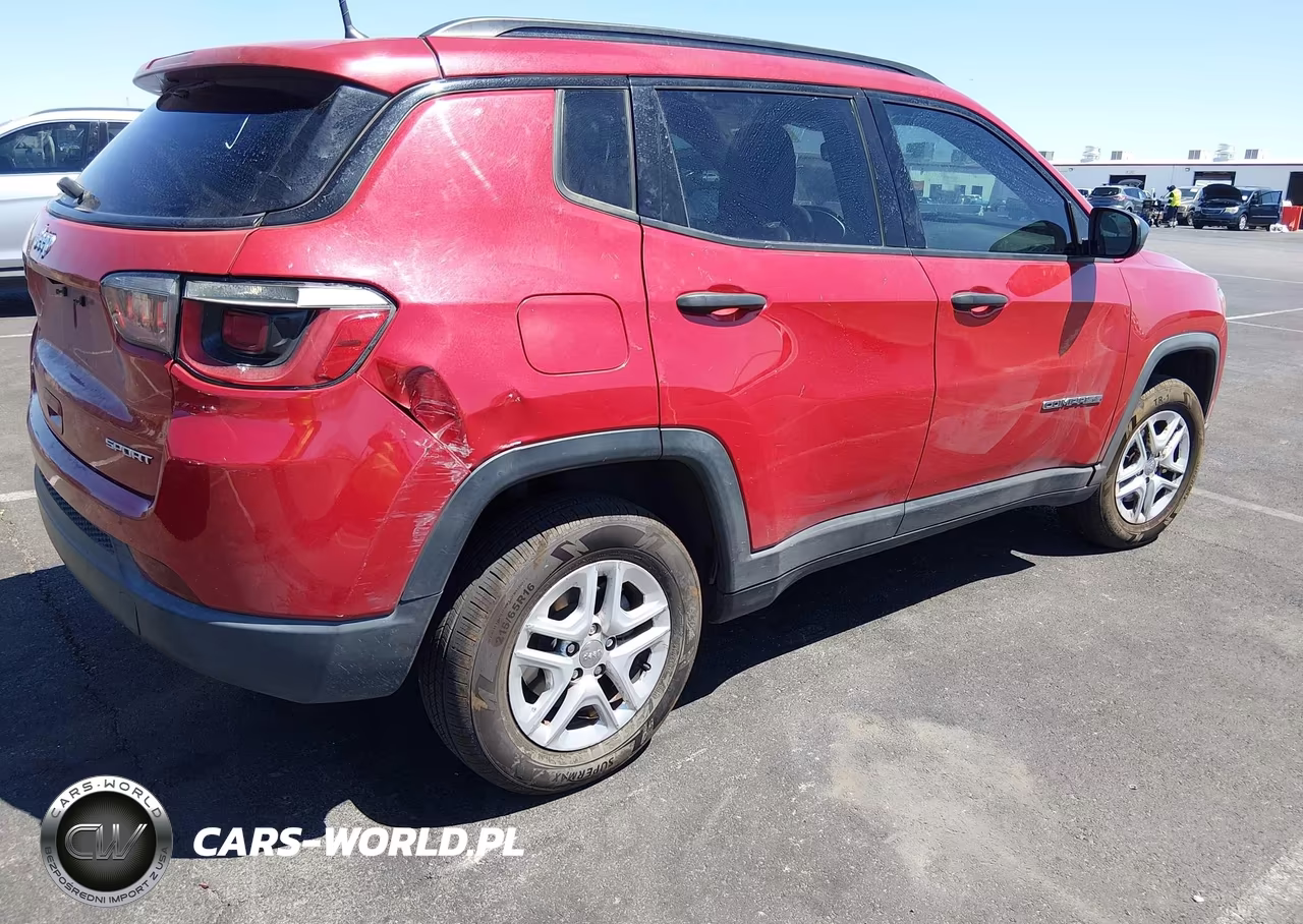 2017 Jeep New Compass Sport 4X4 VIN:3C4NJDAB5HT660897 - 4