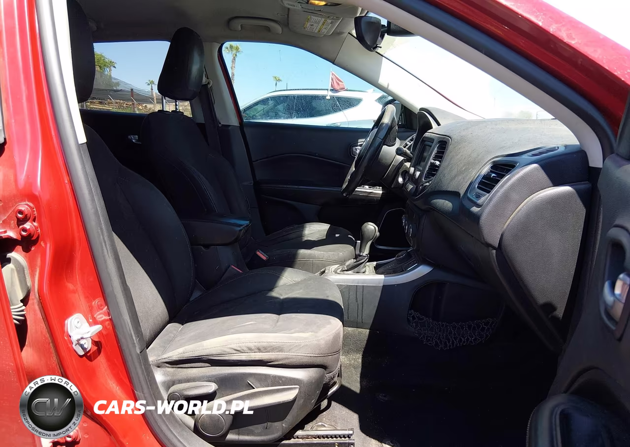 2017 Jeep New Compass Sport 4X4 VIN:3C4NJDAB5HT660897 - 5