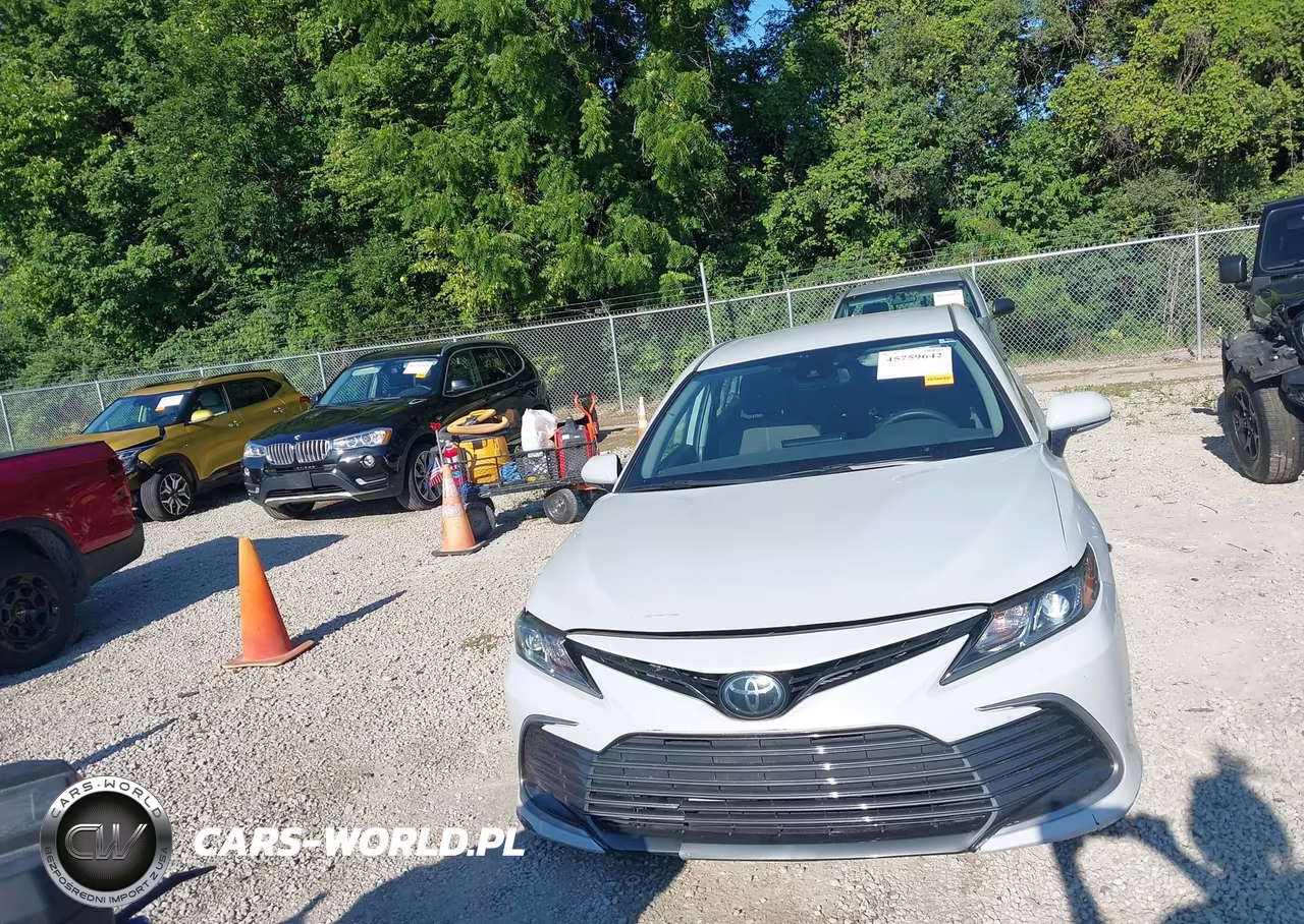 2022 Toyota Camry Le VIN:4T1R11AKXNU054203 - 12