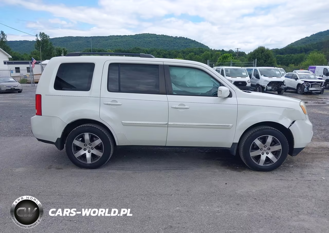 2015 Honda Pilot Touring VIN:5FNYF4H99FB072921 - 13