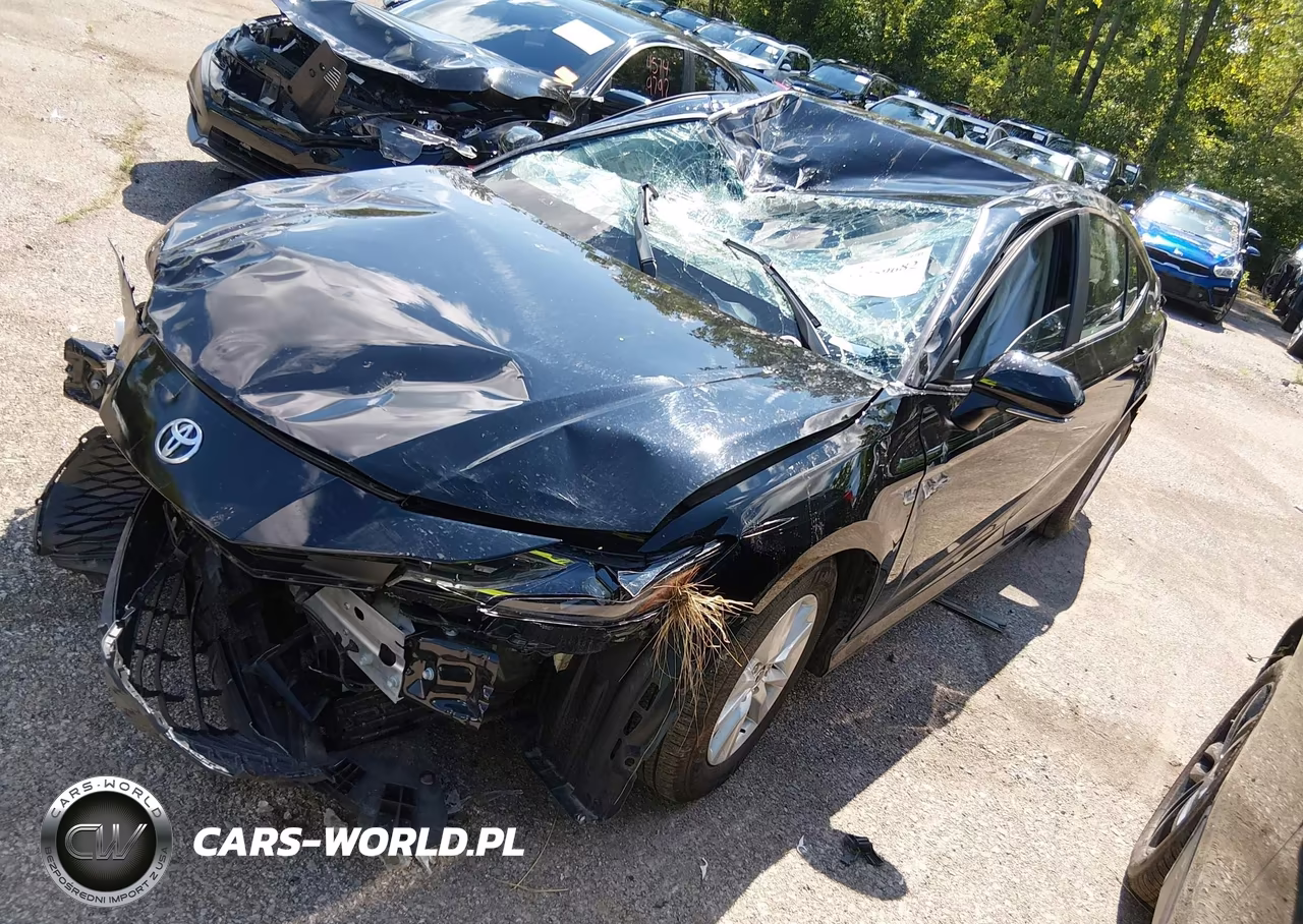 2025 Toyota Camry Le VIN:4T1DAACK2SU143637 - 2