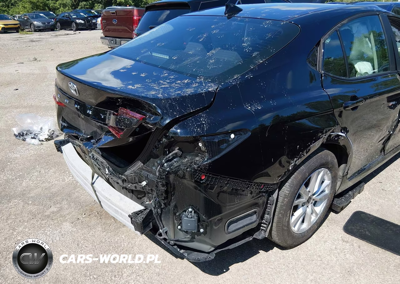 2025 Toyota Camry Le VIN:4T1DAACK2SU143637 - 6