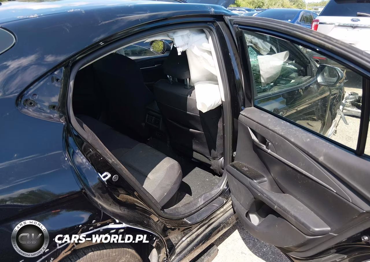 2025 Toyota Camry Le VIN:4T1DAACK2SU143637 - 8