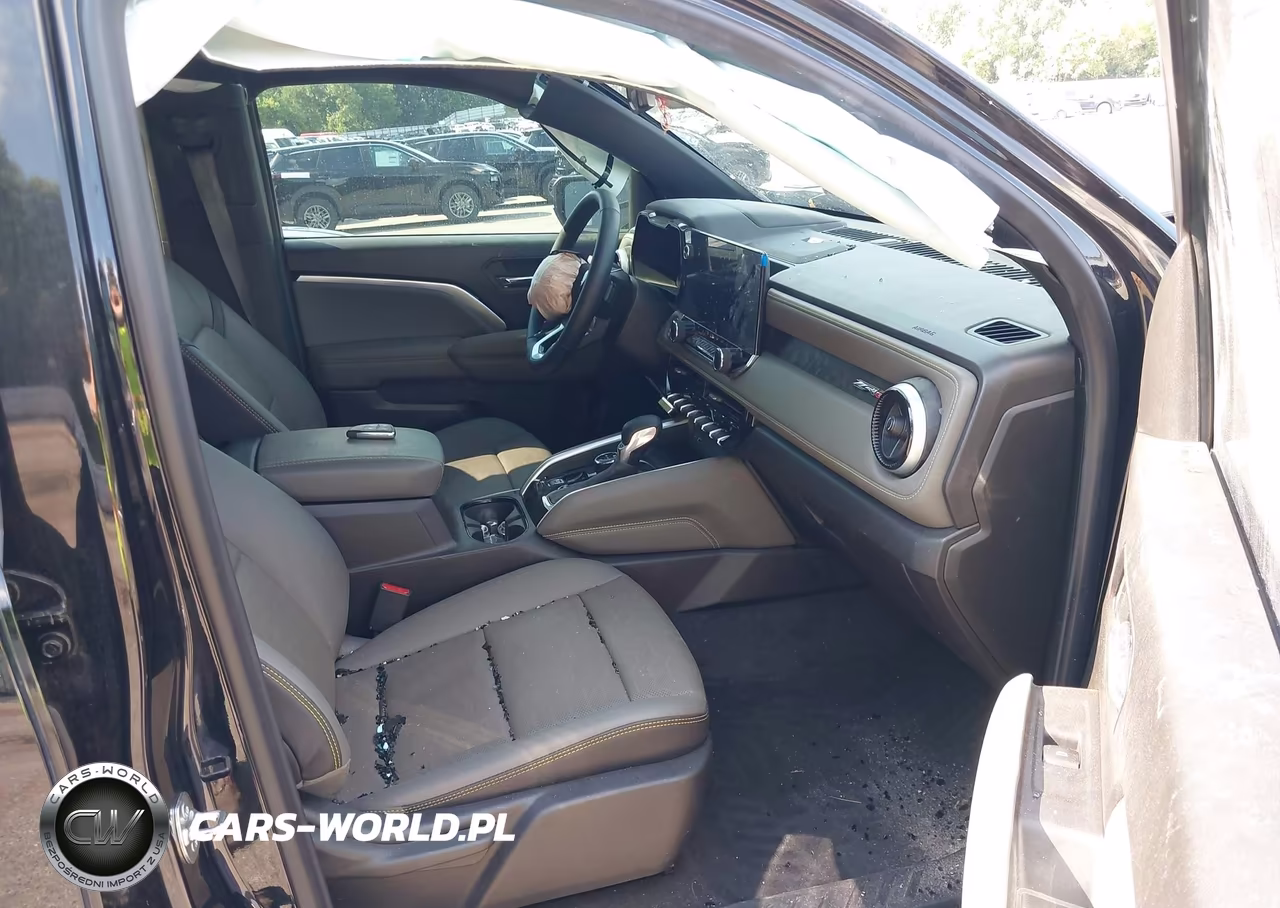 2026 Chevrolet Colorado Zr2, 4Wd VIN:1GCPTFEK0T1227674 - 5