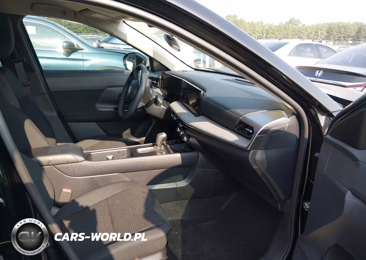 2026 Nissan Kicks S VIN:3N8AP6BE8TL381880 - 5