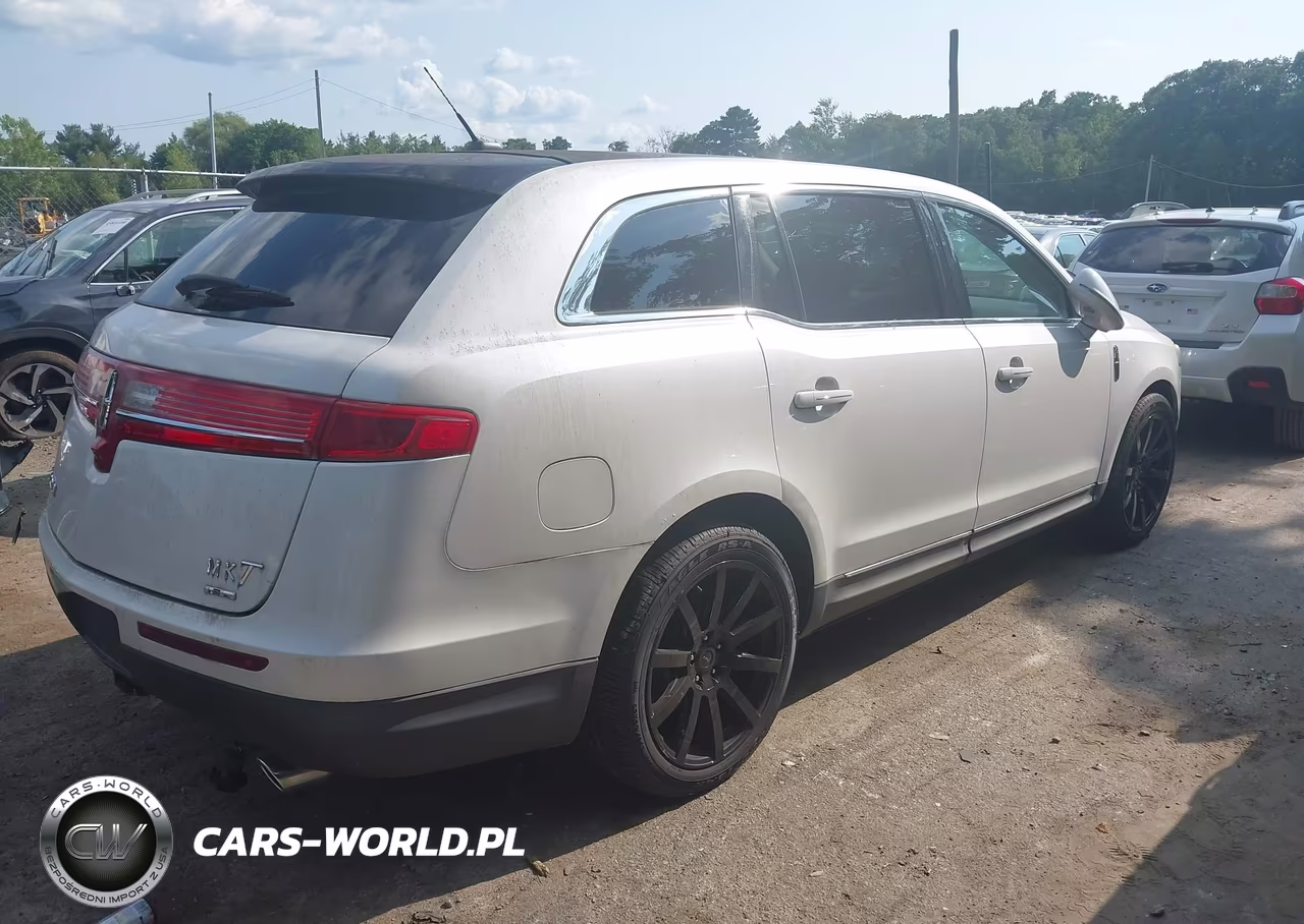 2010 Lincoln Mkt Ecoboost VIN:2LMHJ5AT5ABJ13335 - 4