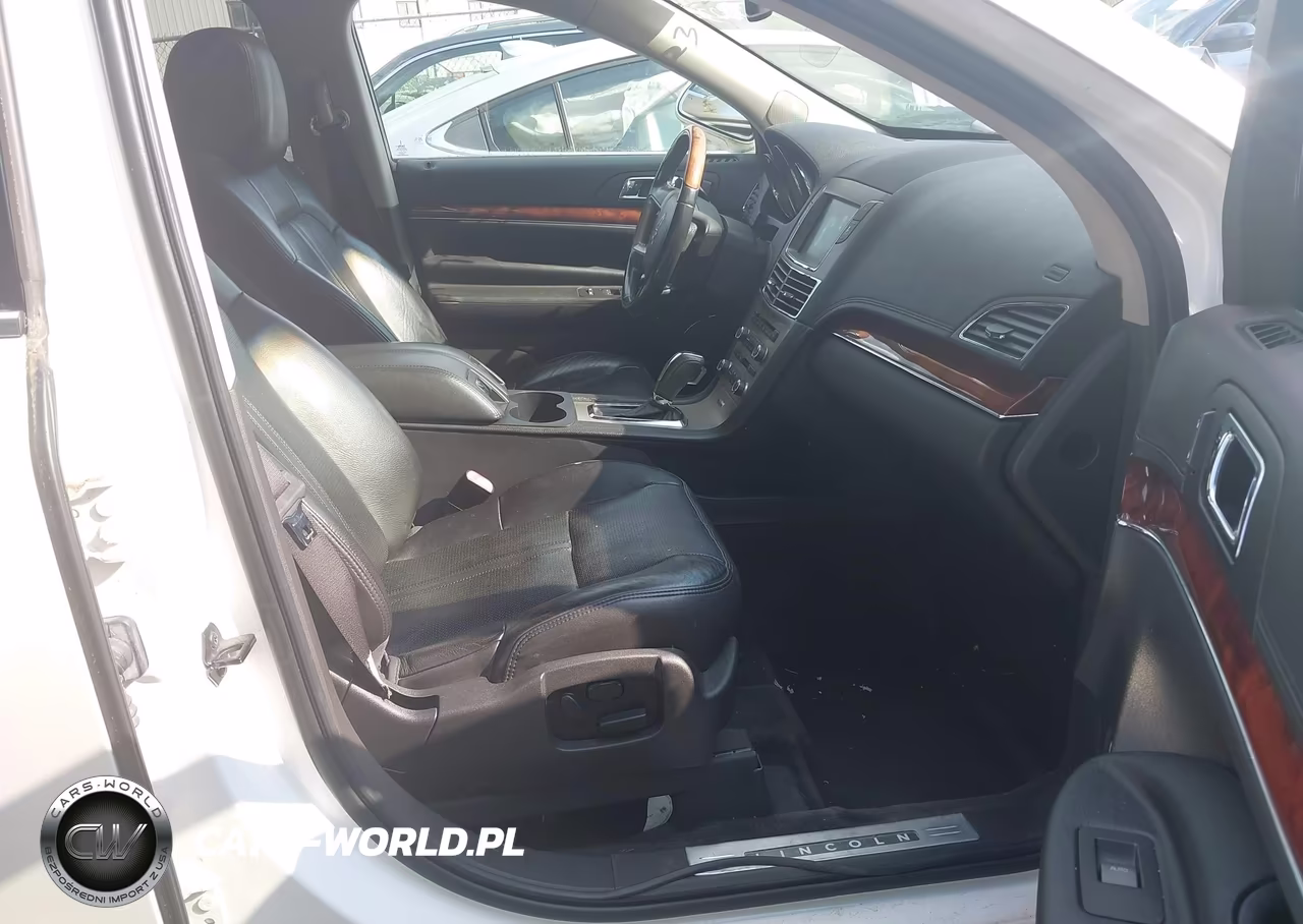 2010 Lincoln Mkt Ecoboost VIN:2LMHJ5AT5ABJ13335 - 5