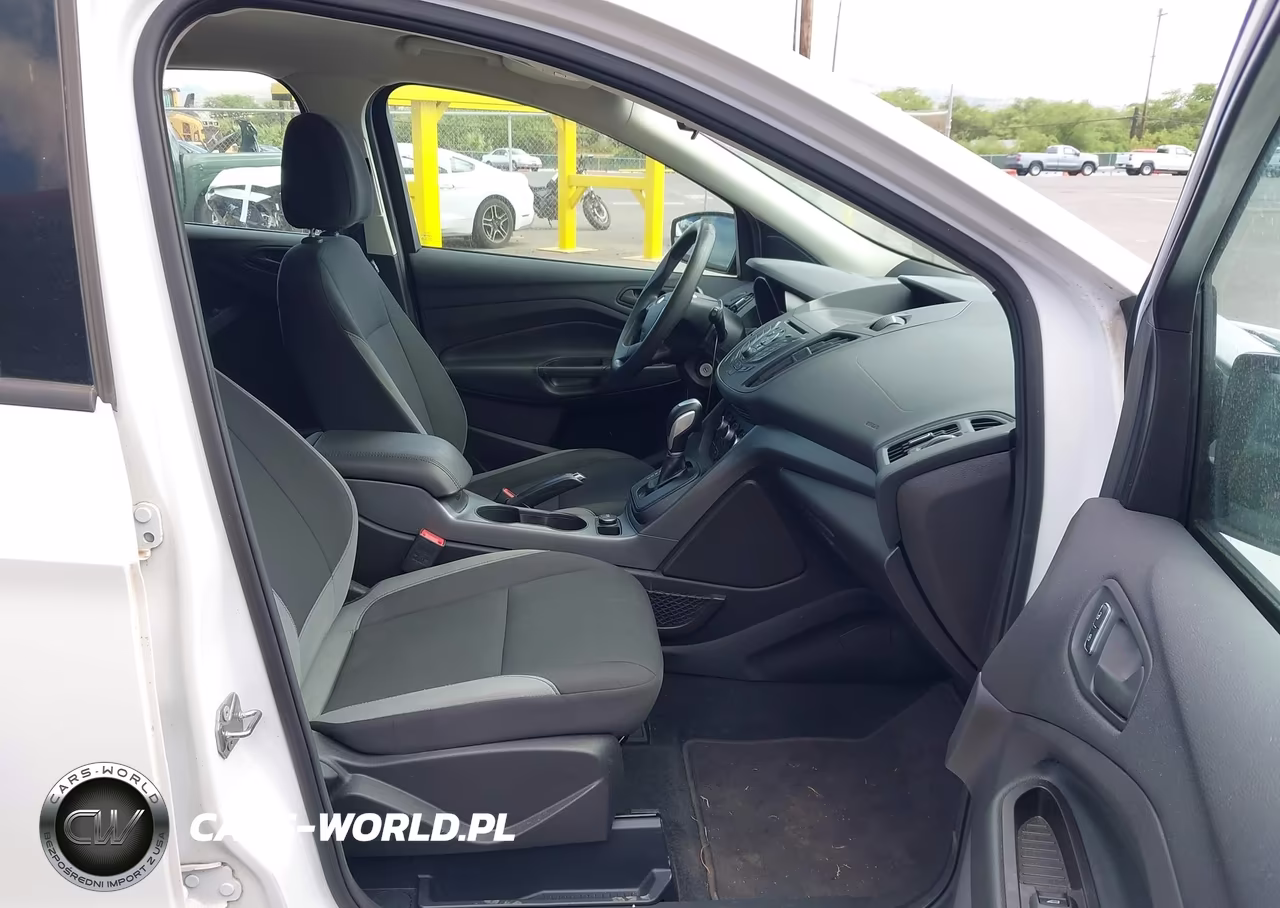 2015 Ford Escape S VIN:1FMCU0F77FUB74506 - 5