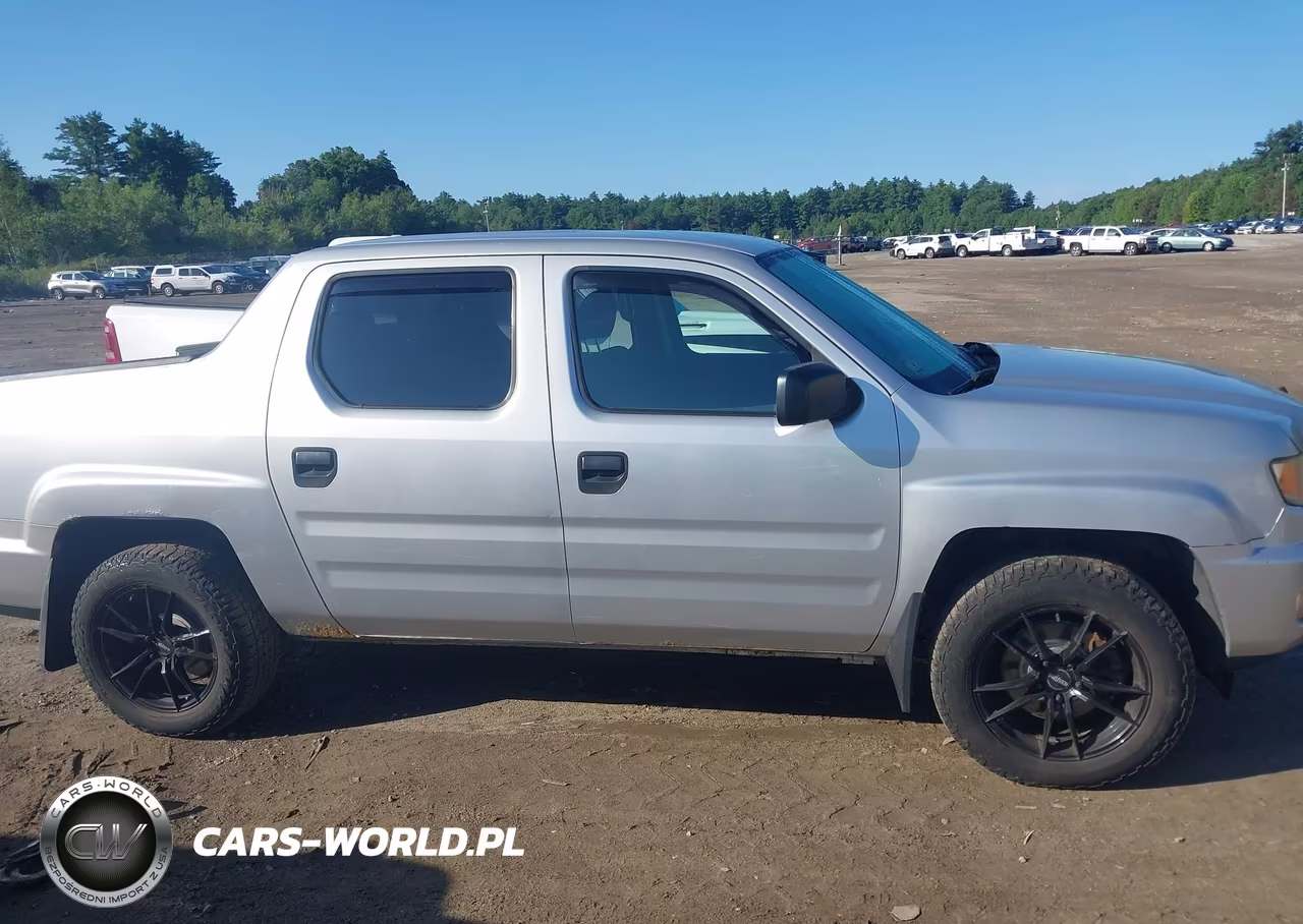 2014 Honda Ridgeline Sport VIN:5FPYK1F7XEB002622 - 13