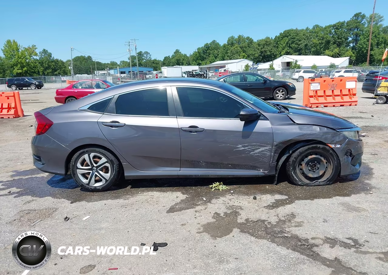 2018 Honda Civic Lx VIN:2HGFC2F5XJH557917 - 13