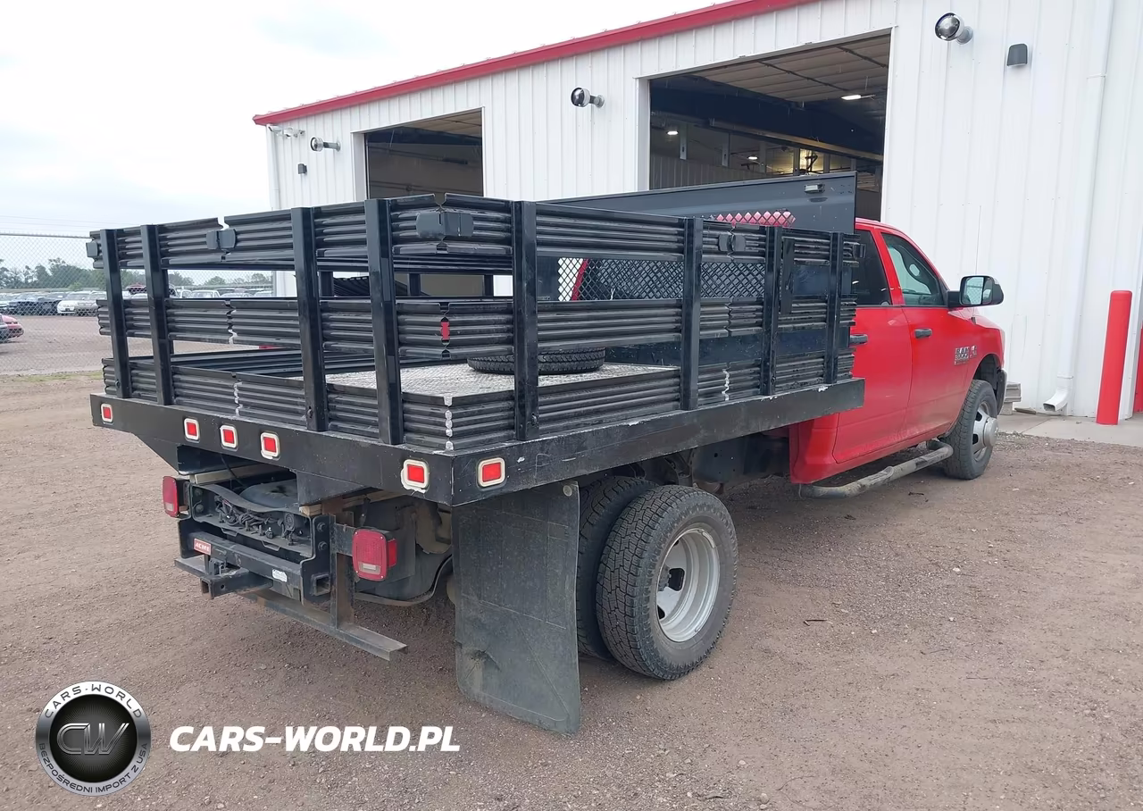 2015 Ram 3500 Chassis Tradesman-Slt-Laramie VIN:3C7WRTCL0FG707159 - 4