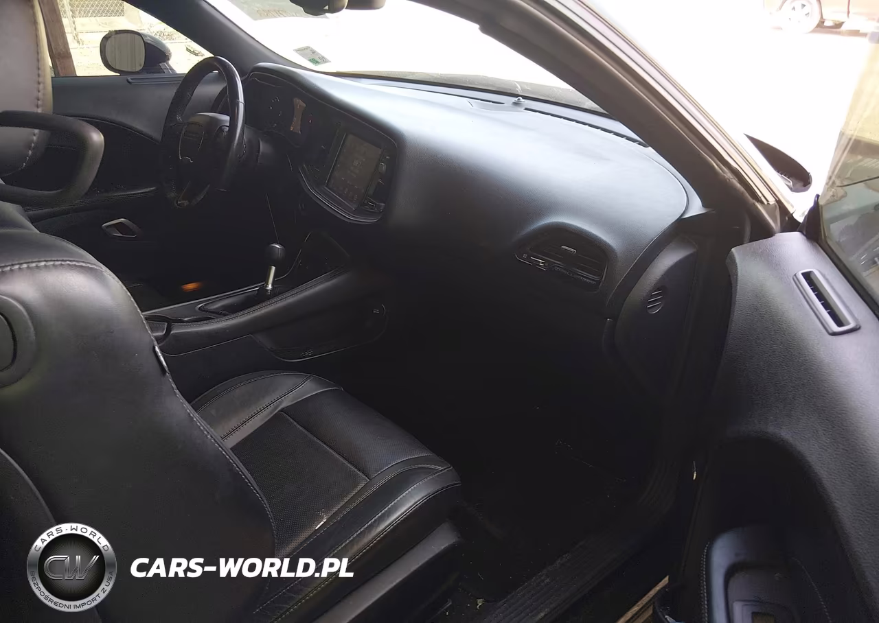 2016 Dodge Challenger R-T Plus VIN:2C3CDZBT0GH125586 - 5