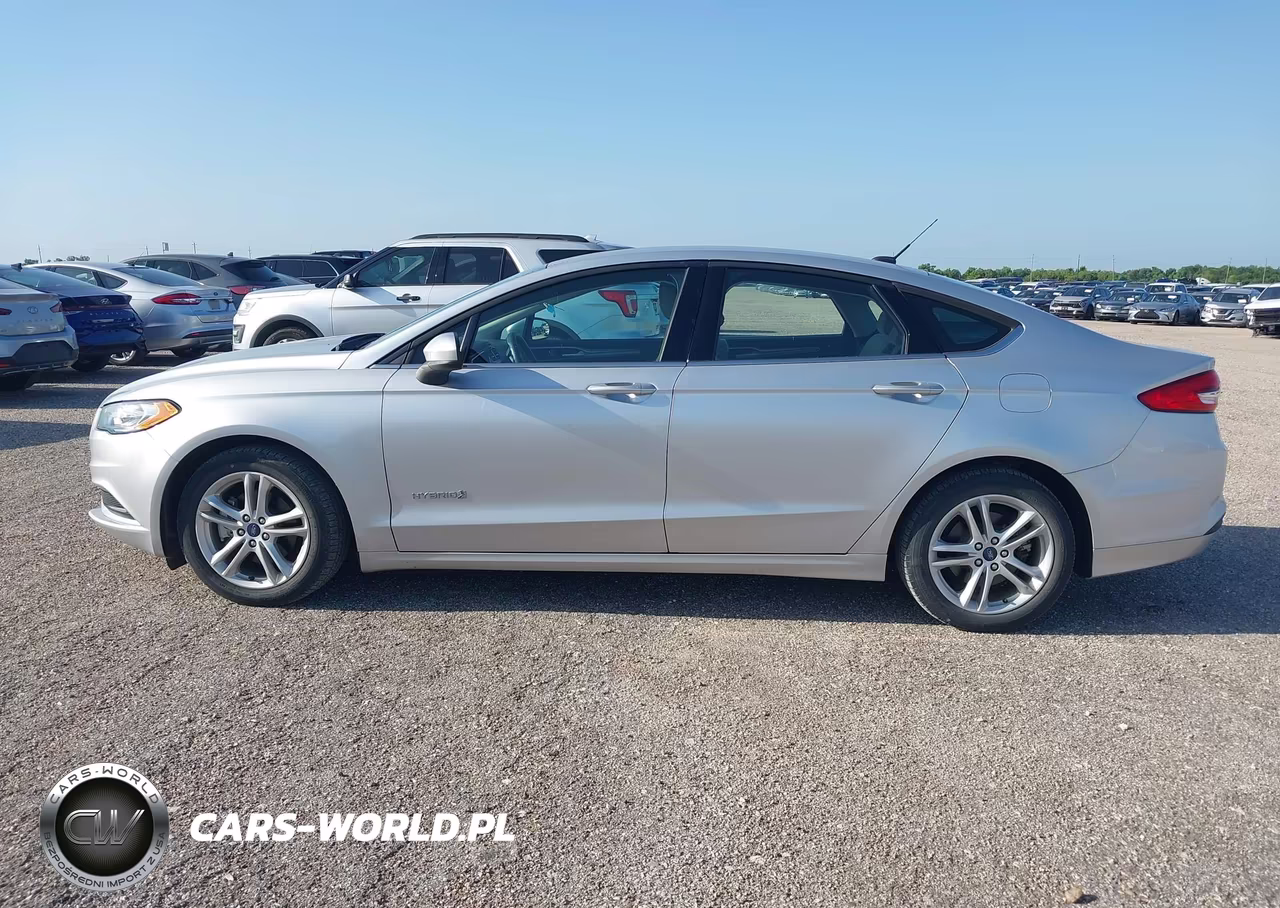2018 Ford Fusion Hybrid S VIN:3FA6P0UU5JR278953 - 14