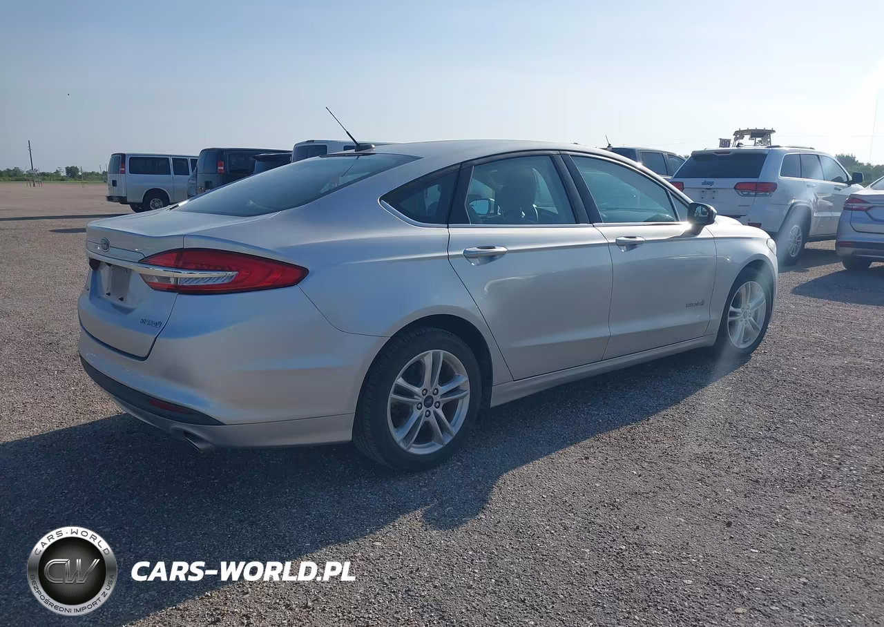 2018 Ford Fusion Hybrid S VIN:3FA6P0UU5JR278953 - 4