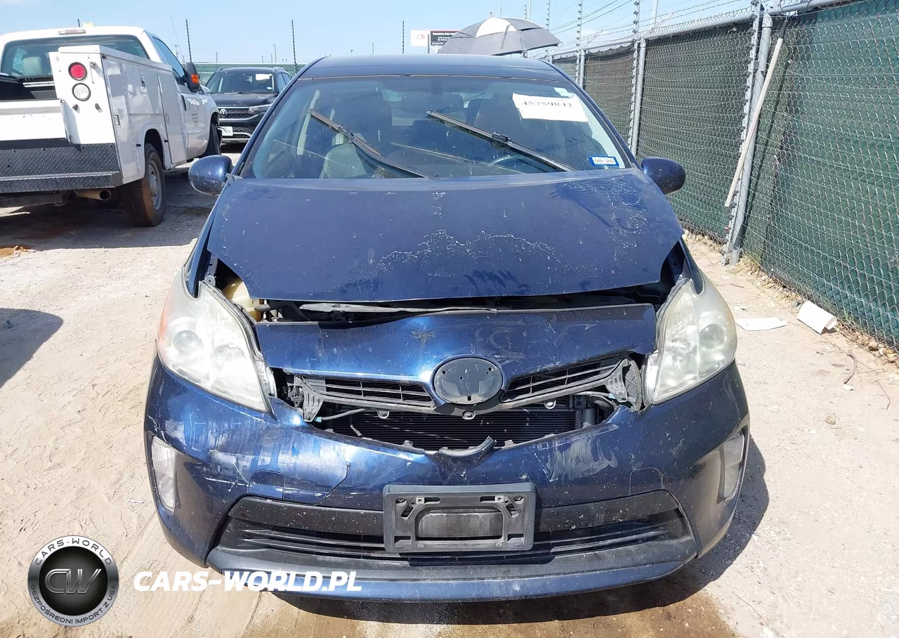 2014 Toyota Prius Four VIN:JTDKN3DUXE1763234 - 12