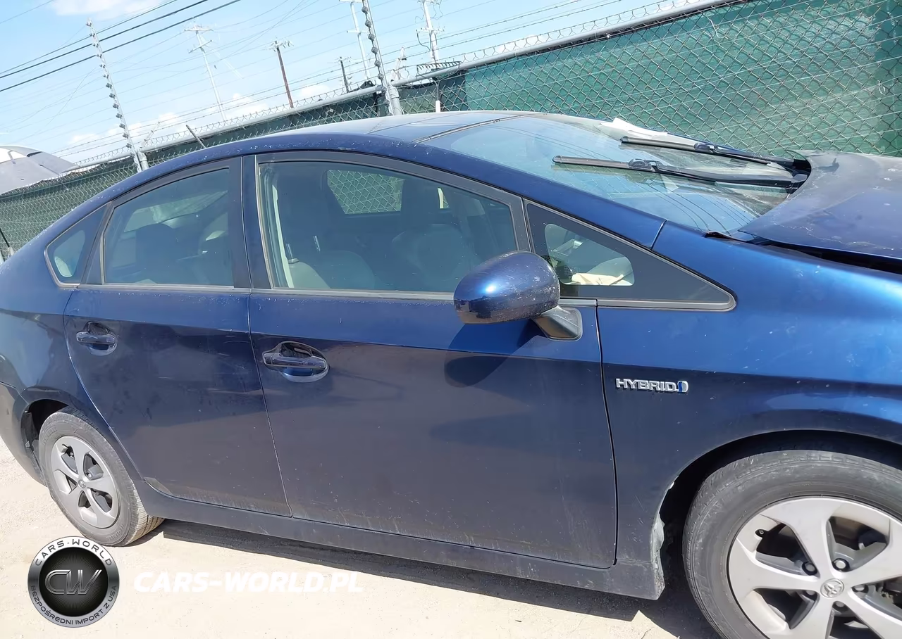 2014 Toyota Prius Four VIN:JTDKN3DUXE1763234 - 13