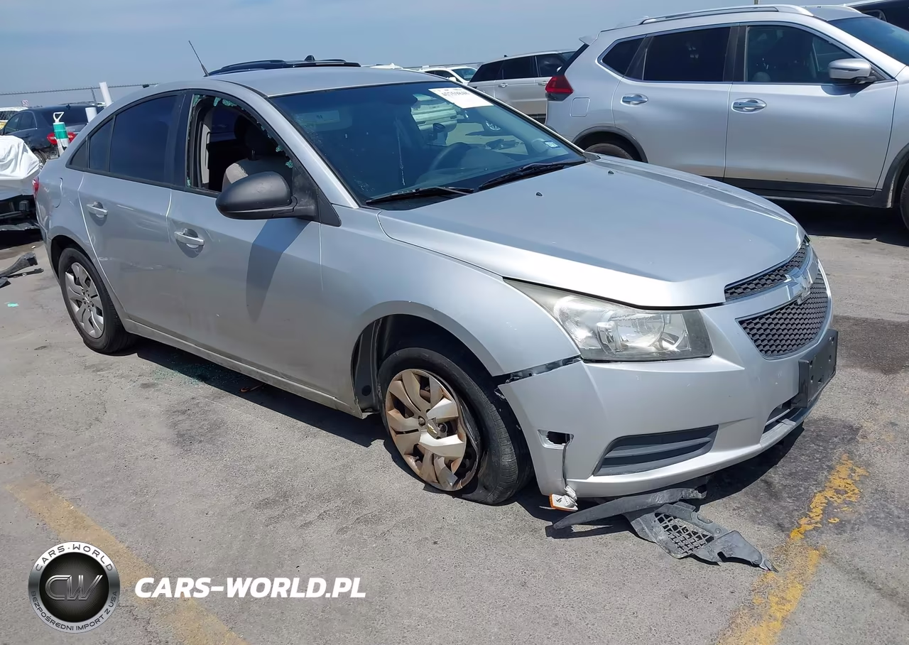 2014 Chevrolet Cruze Ls Auto – zdjęcie 1 z 16