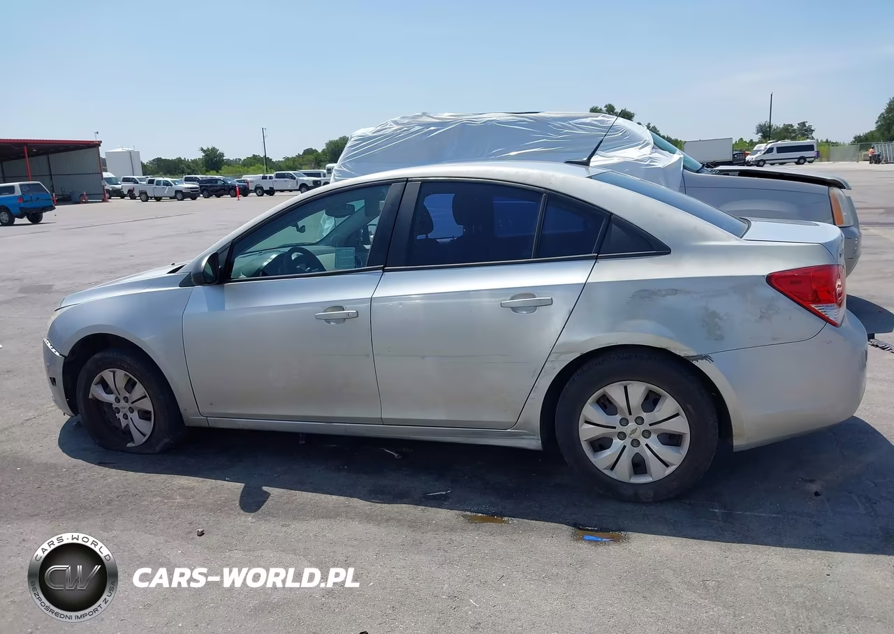 2014 Chevrolet Cruze Ls Auto VIN:1G1PA5SGXE7454556 - 14