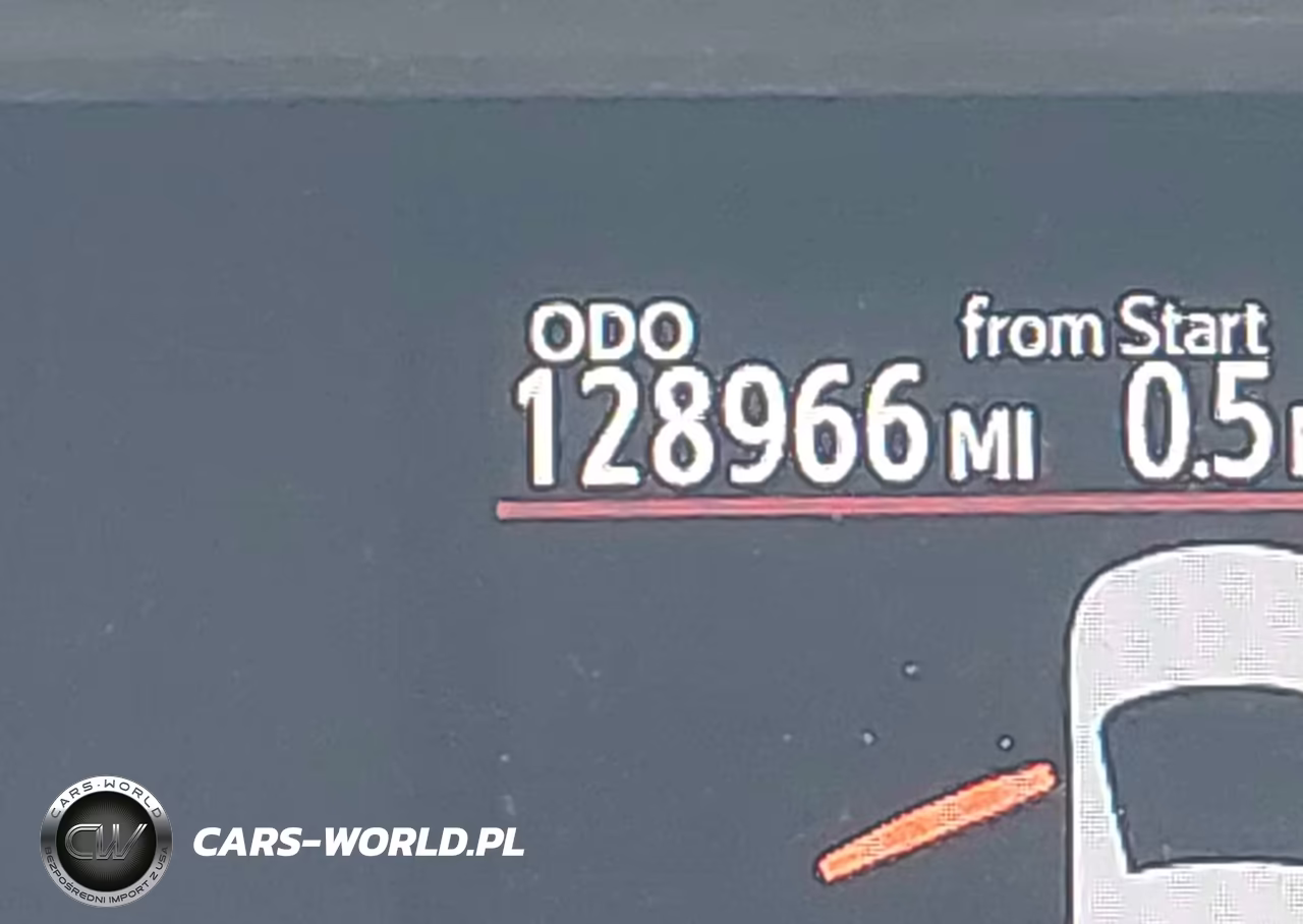 2014 Toyota Prius C Two VIN:JTDKDTB31E1567857 - 15