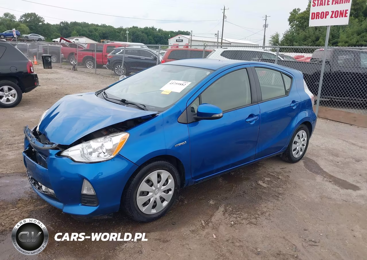 2014 Toyota Prius C Two VIN:JTDKDTB31E1567857 - 2