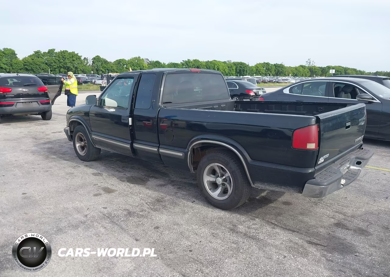 2001 Chevrolet S-10 Ls VIN:1GCCS19W418109567 - 3