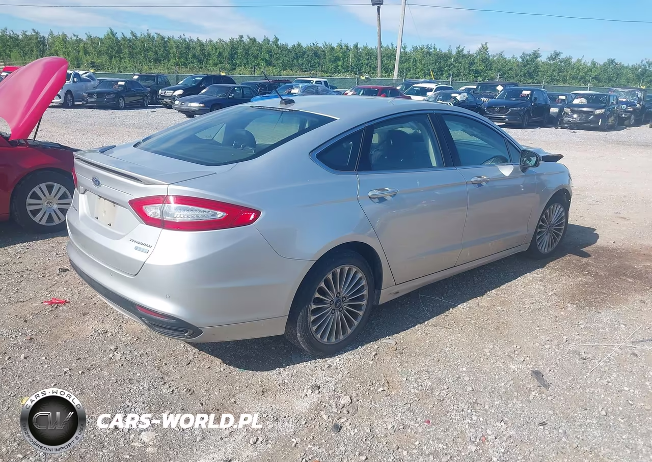 2015 Ford Fusion Titanium VIN:3FA6P0K95FR162206 - 4