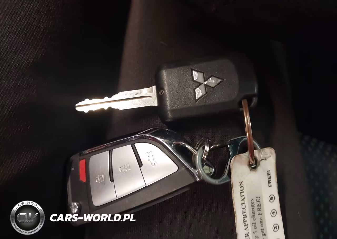 2018 Mitsubishi Outlander Es VIN:JA4AZ3A34JZ053053 - 11