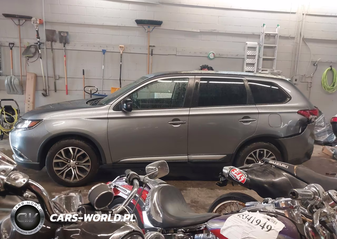 2018 Mitsubishi Outlander Es VIN:JA4AZ3A34JZ053053 - 14