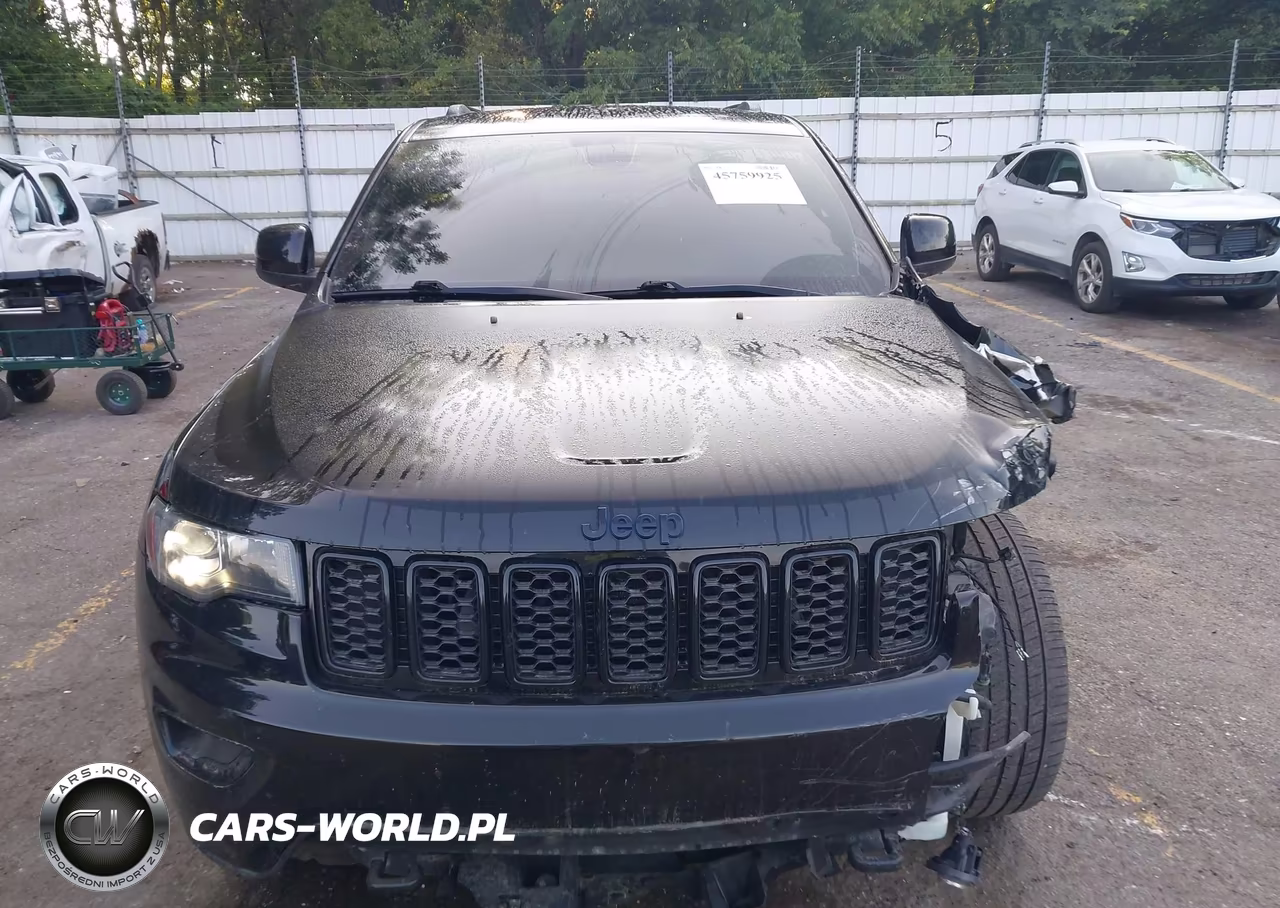 2019 Jeep Grand Cherokee Upland 4X4 VIN:1C4RJFAG6KC619822 - 12