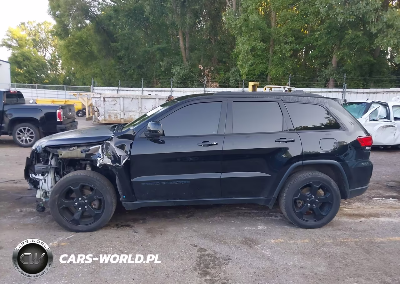 2019 Jeep Grand Cherokee Upland 4X4 VIN:1C4RJFAG6KC619822 - 14