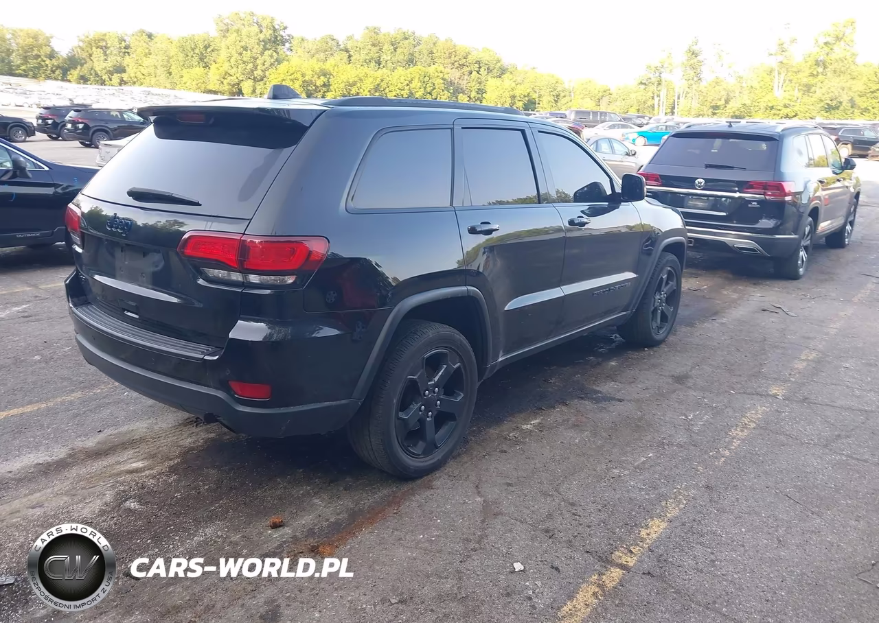 2019 Jeep Grand Cherokee Upland 4X4 VIN:1C4RJFAG6KC619822 - 4