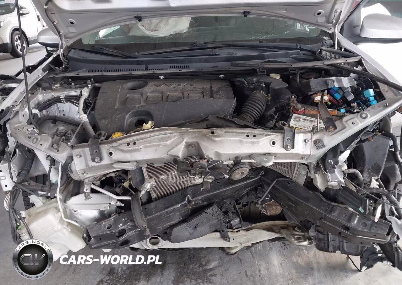 2015 Toyota Corolla Le VIN:2T1BURHE5FC318406 - 10