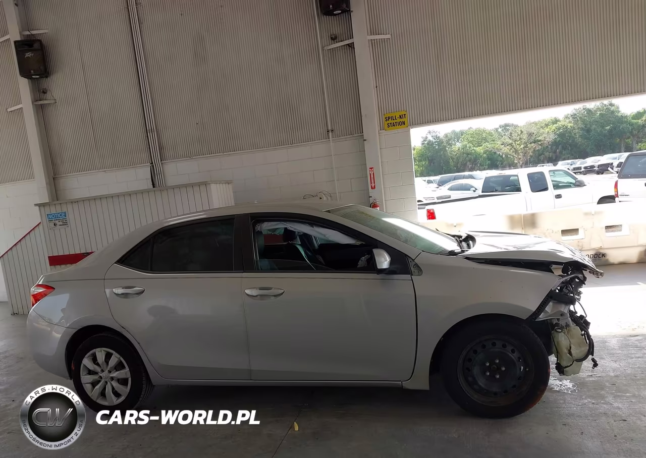 2015 Toyota Corolla Le VIN:2T1BURHE5FC318406 - 14