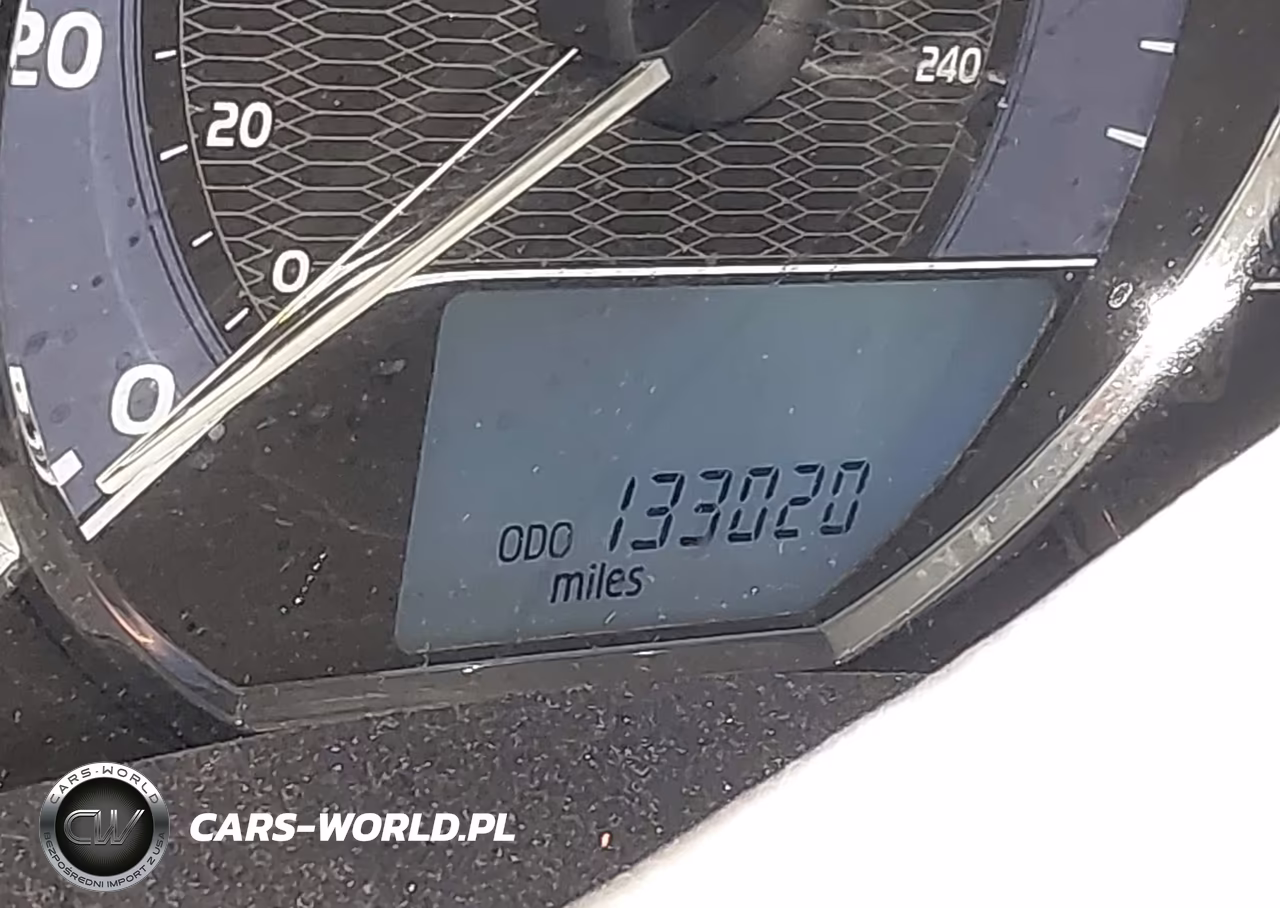 2015 Toyota Corolla Le VIN:2T1BURHE5FC318406 - 16