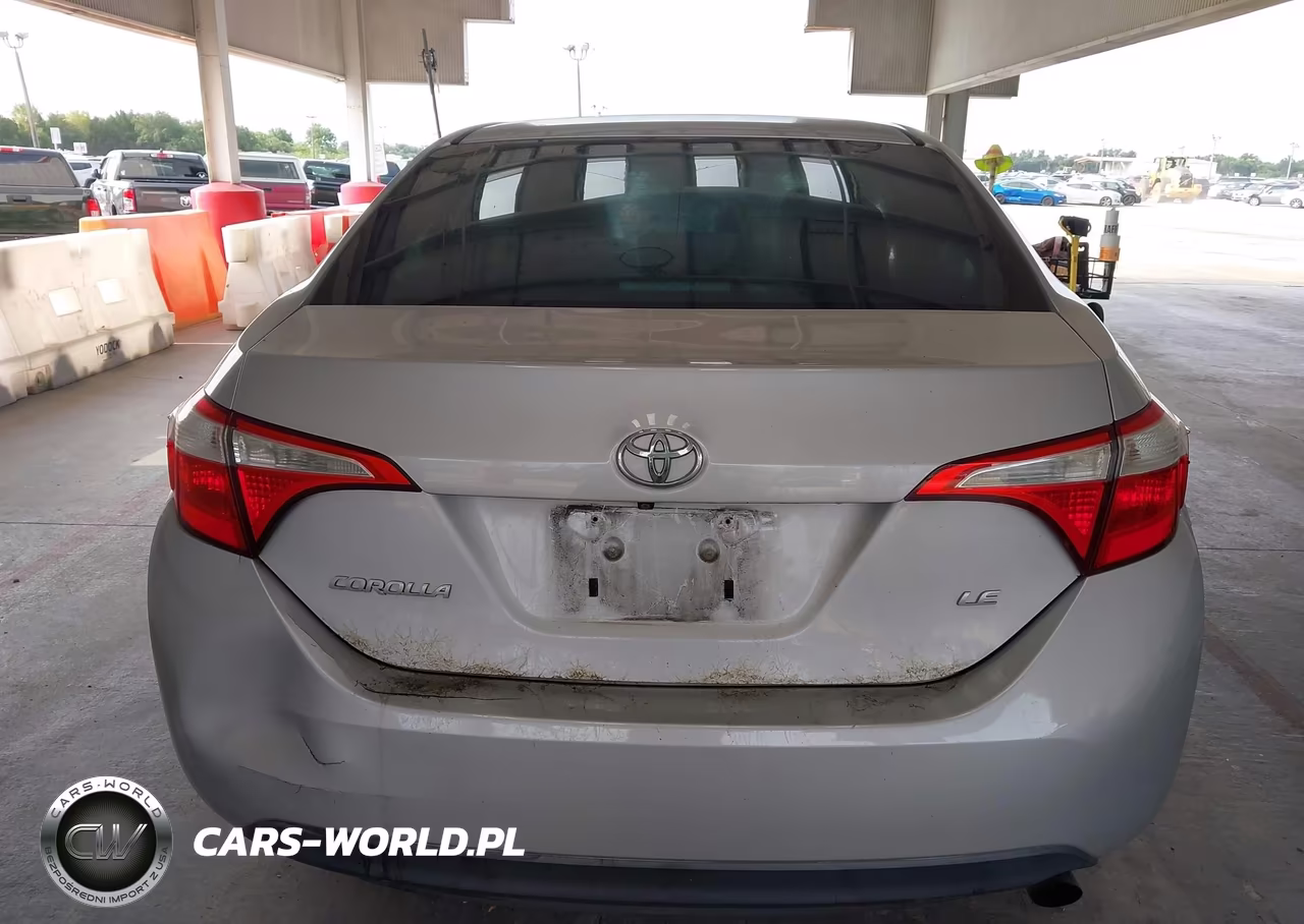 2015 Toyota Corolla Le VIN:2T1BURHE5FC318406 - 17