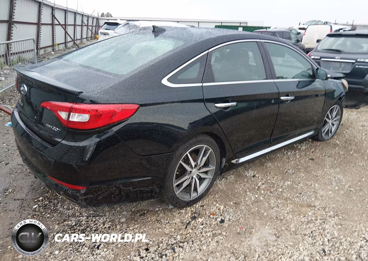 2015 Hyundai Sonata Sport 2.0T VIN:5NPE34AB9FH098509 - 4
