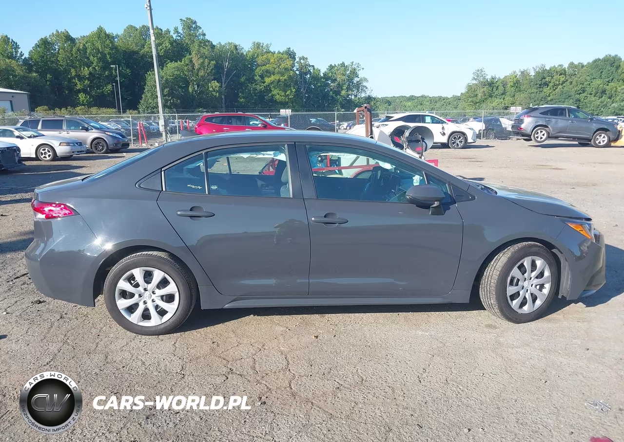 2024 Toyota Corolla Le VIN:5YFB4MDE8RP170507 - 13